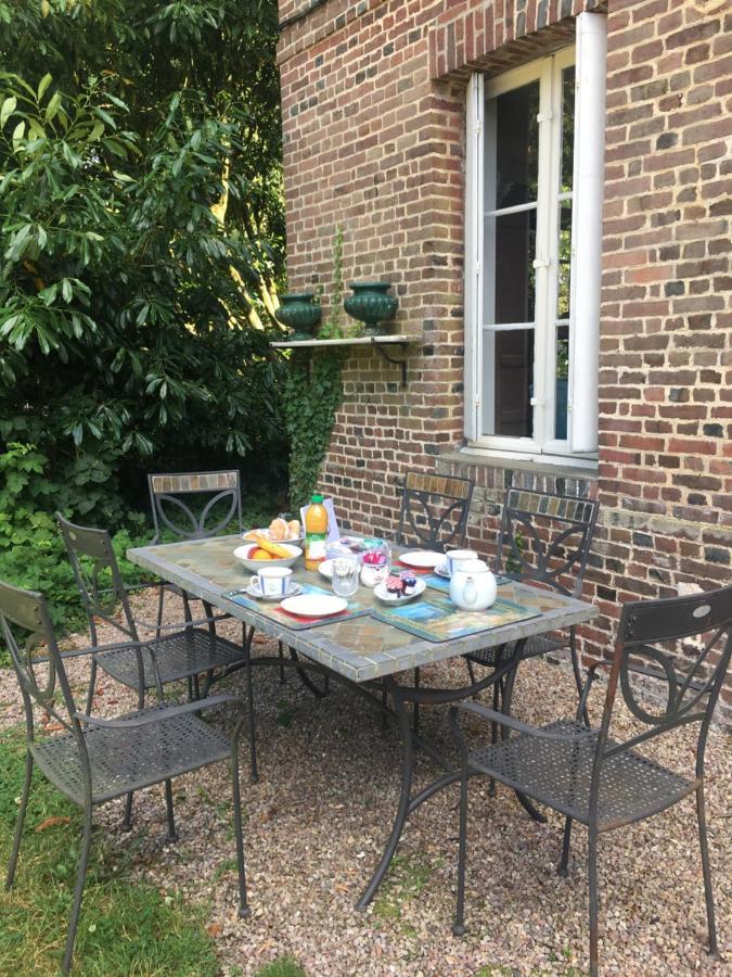 Au Charme Des Pommiers Bed and Breakfast Thiberville Exteriör bild